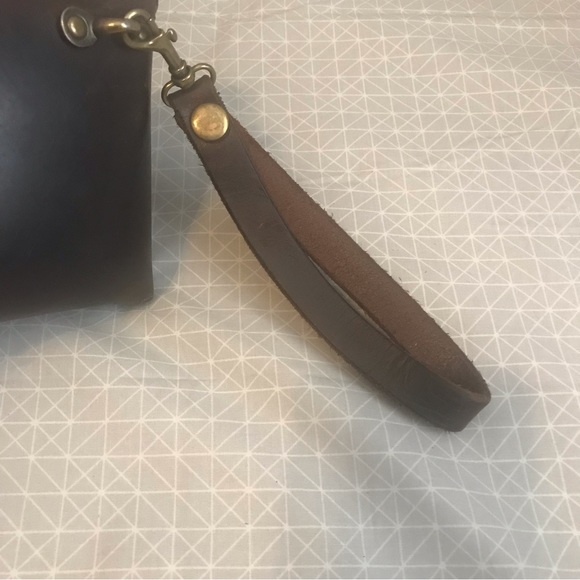 LM Leather Goods Vendue Southwest Clutch Wristlet - Picture 6 of 9